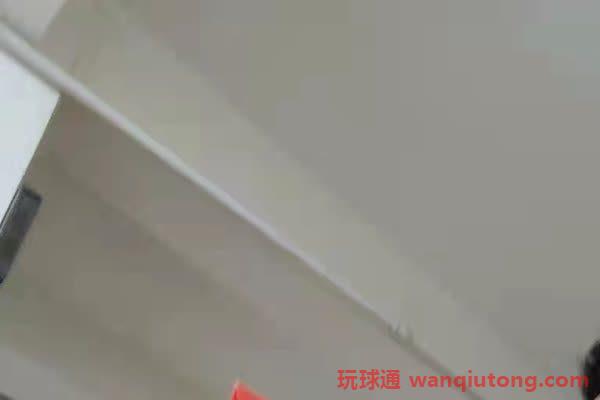 0多名被骗的中国人滞留柬埔寨过春节:有人被持枪绑走不参与行骗就遭毒打,有人被诈骗公司折磨精神出现异常"