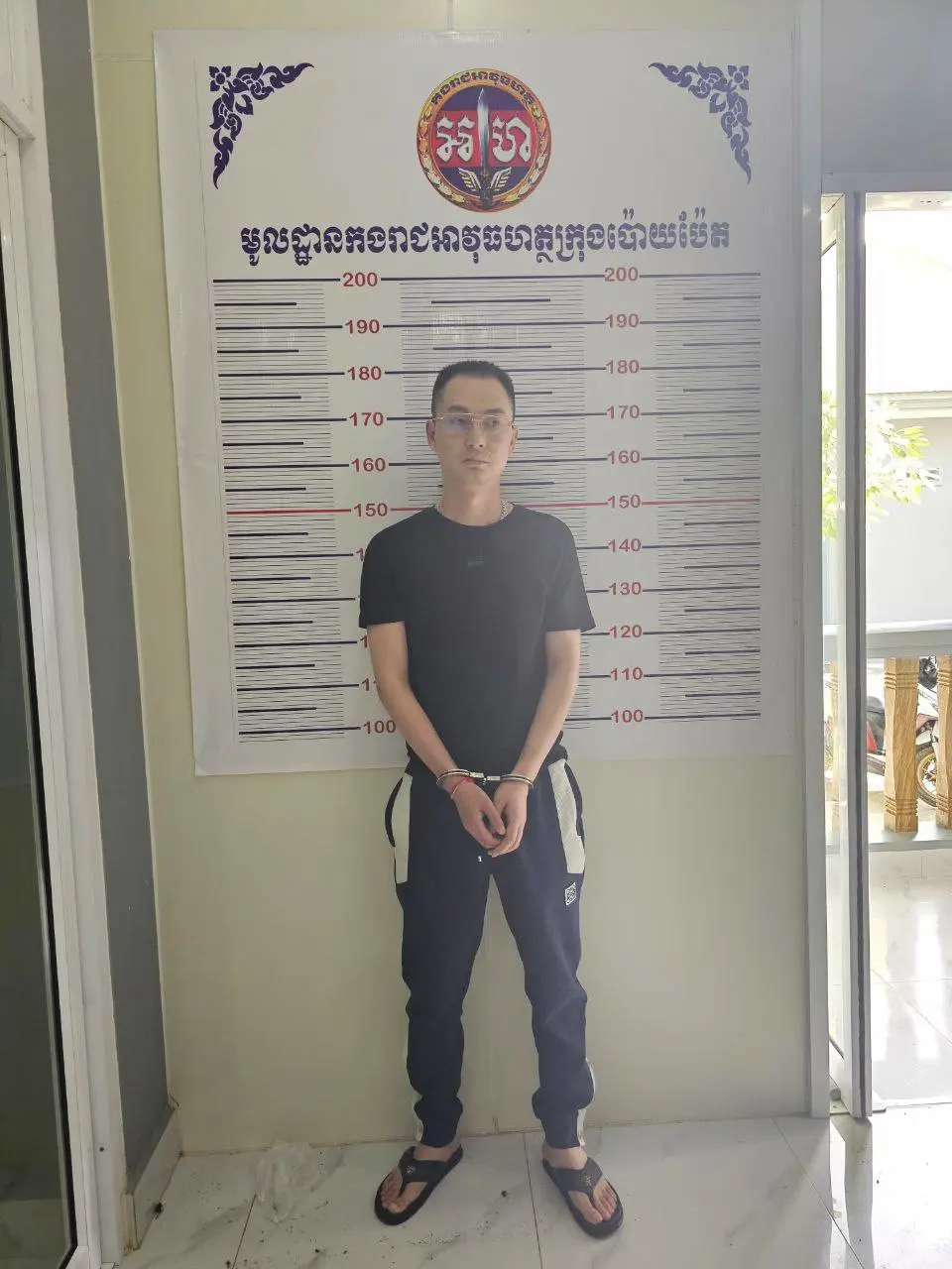 为不还20万美金欠款，中国男子伙同柬埔寨杀手枪杀同胞!