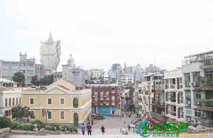 澳门入境免隔离首日  港客无惧黄码即日来回玩番转：惯咗无堂食
