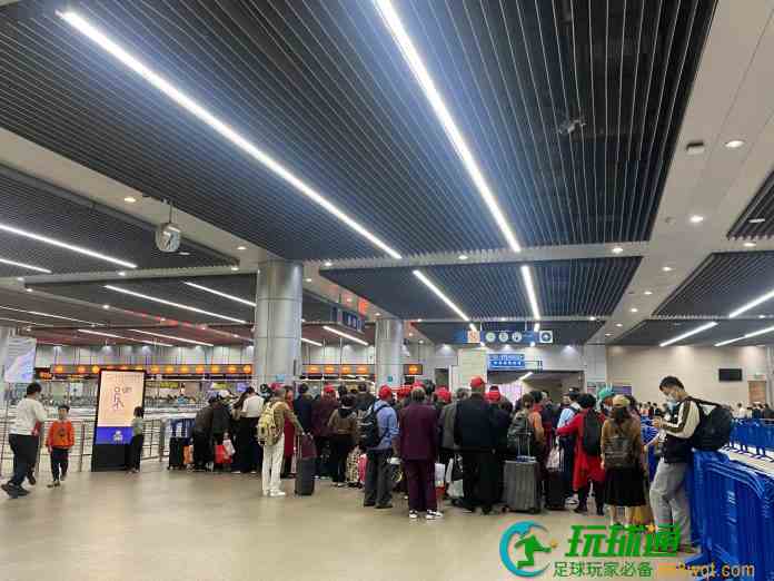 内地首季出入境达6507万人次  签发港澳台签注逾1900万本