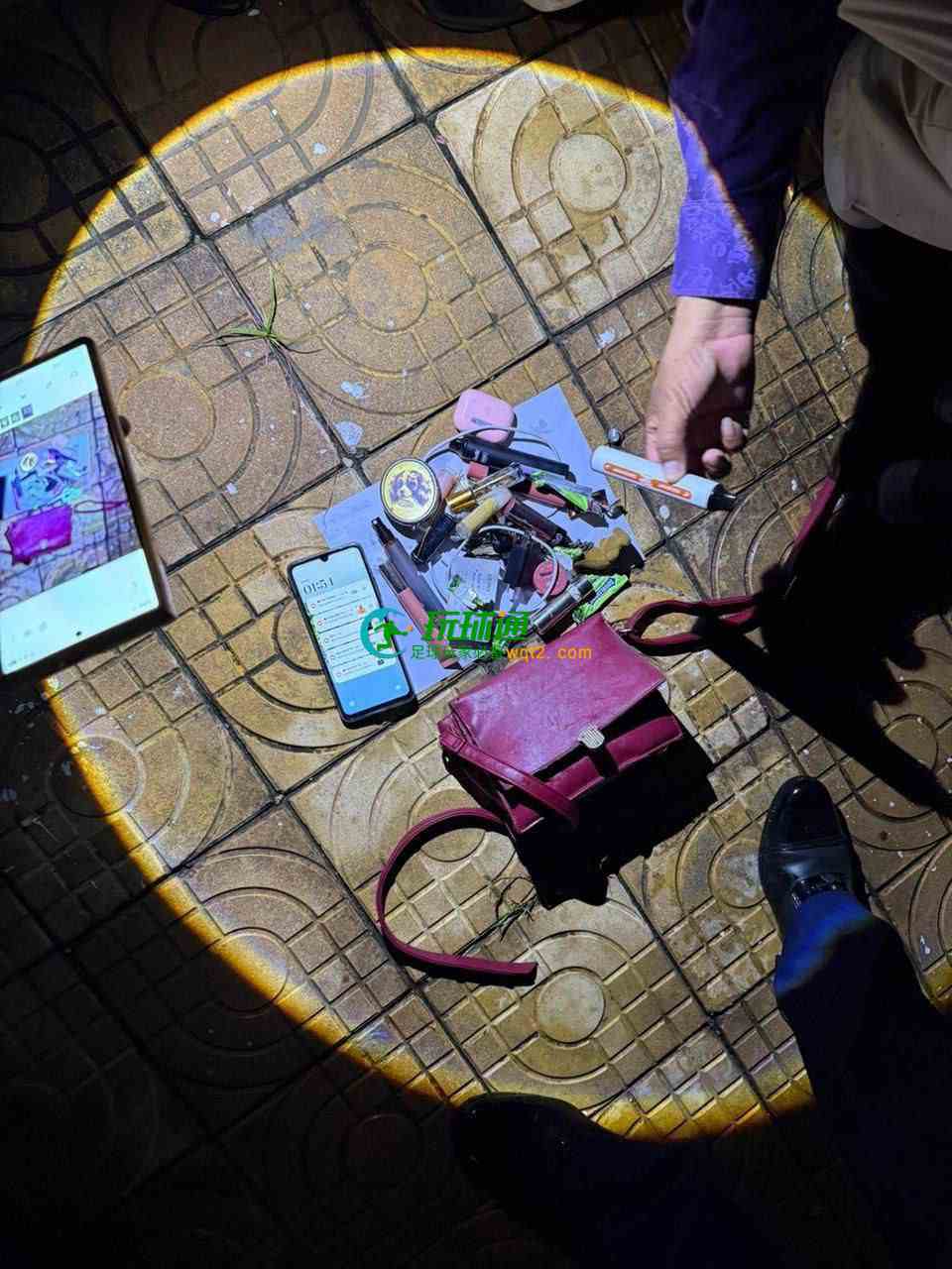金边一起酒后持刀谋杀案，导致一名身份不明的女性受害者（一名外国人）死亡